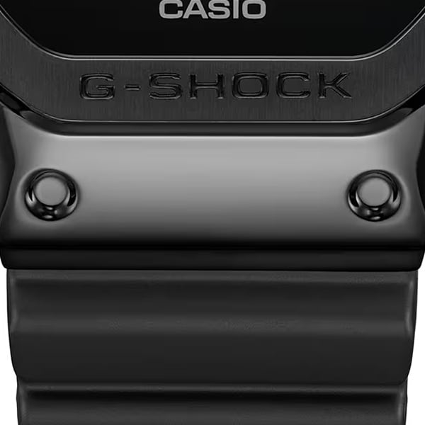 Casio Men's G-SHOCK GM-5600UB-1JF [G-SHOCK Metal Bezel GM-5600] Square Watch Black Digital