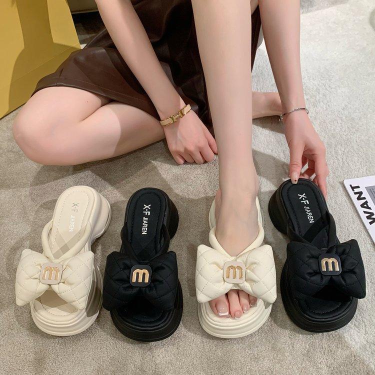Cool slippers women wear versatile summer sandals, new summer cute fashion bow ins tide