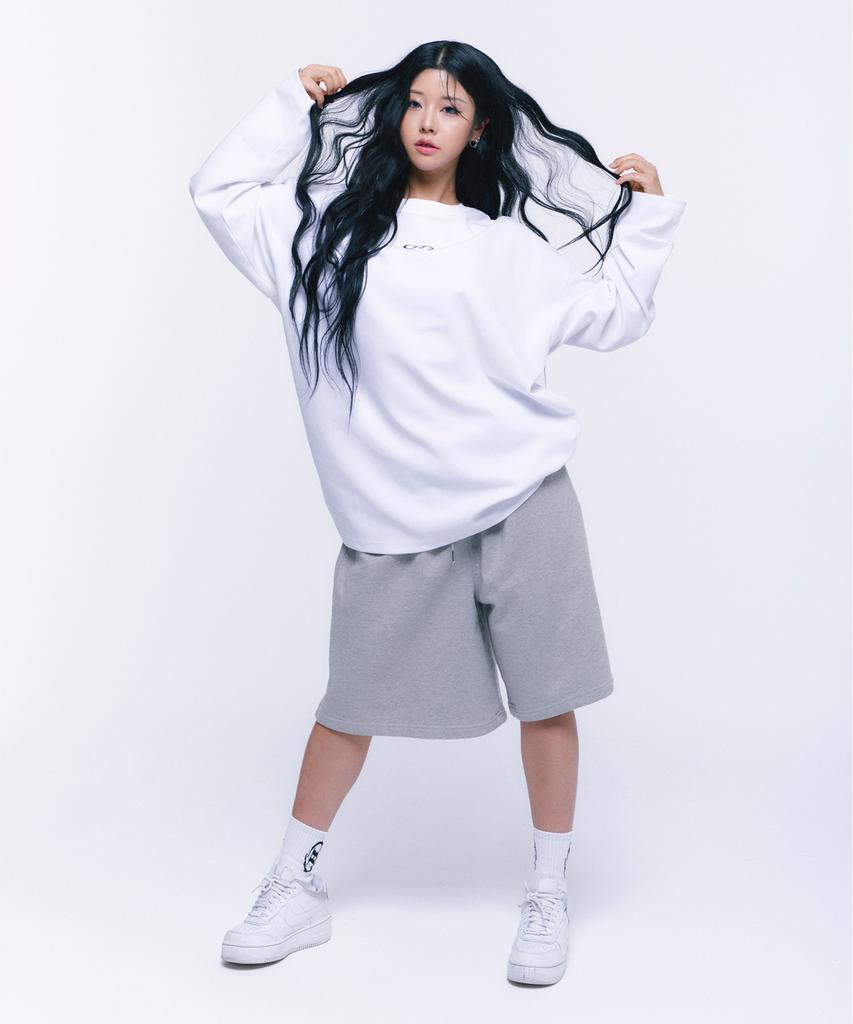 BORN TO WIN Silver B Over Fit Longsleeve [White]