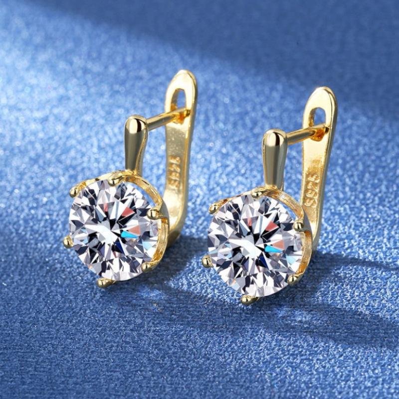

2026 Fashion Versatile European and American Diamond Earrings Main Stone Trend Zircon Ear Buckle Earrings Jewelry