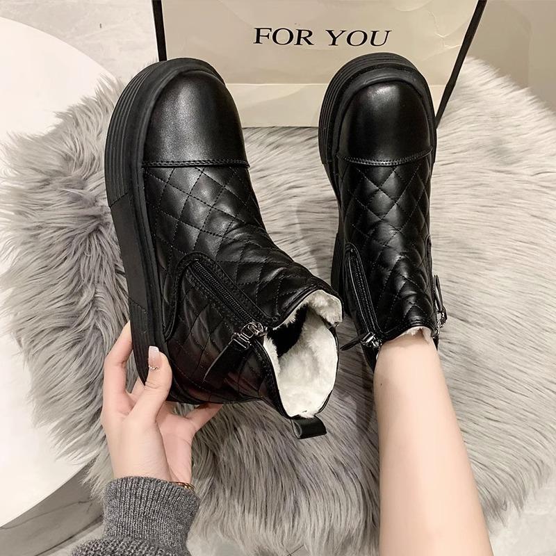 Winter New Fashionable Versatile Snow Boots Women's Waterproof Thickened Velvet 2025 Cold-proof Northeast Warm Non-slip Martin Boots