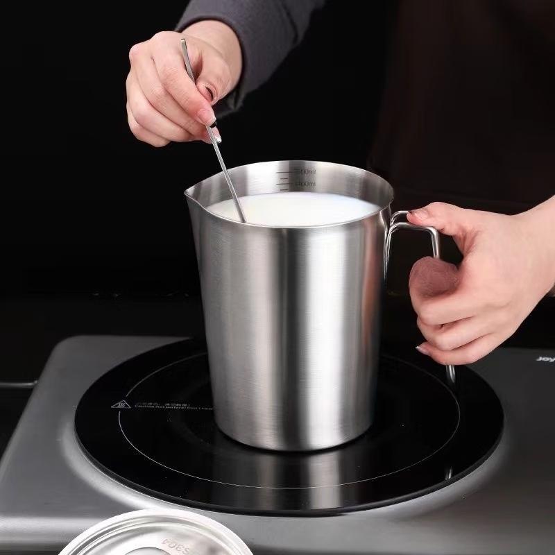 304 Stainless Steel Graduated Measuring Cup with Lid