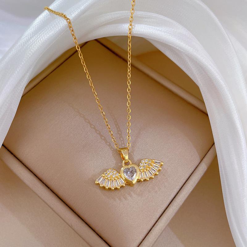 Light Luxury Temperament Real Gold Gorgeous Angel Wings Necklace Female Versatile Collarbone Chain Titanium Steel Chain