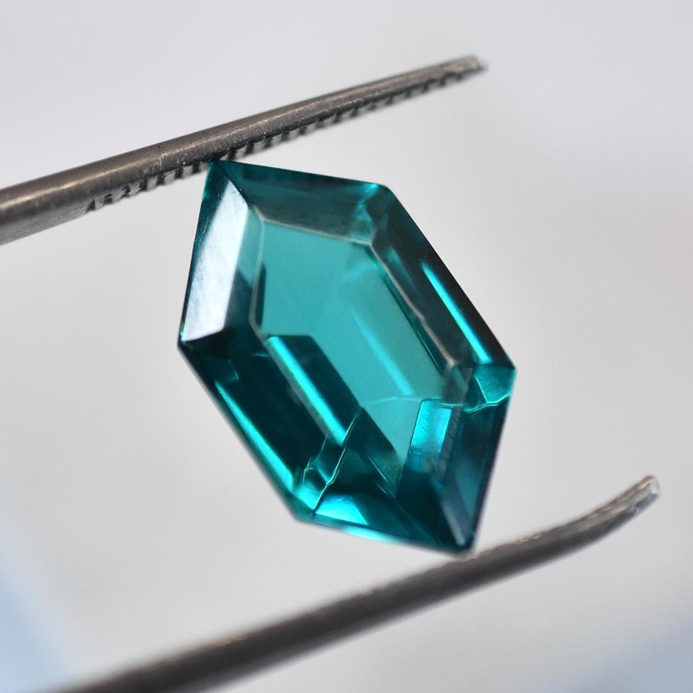 

8 Ct RARE Fancy Shape Green Tourmaline NATURAL Certified Loose Gemstone 15.1 mm Approx. зелений