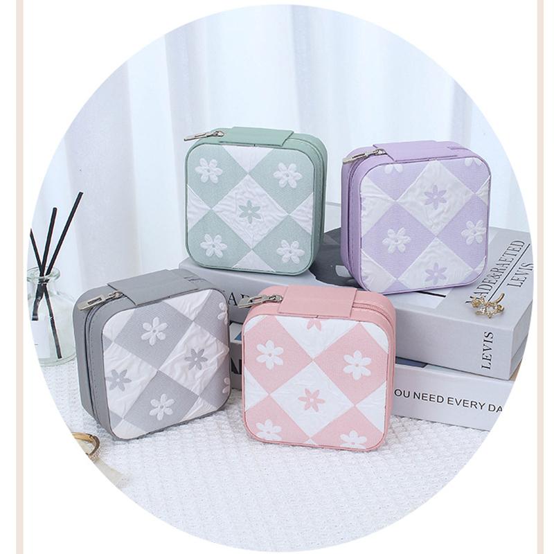 Portable Mini Jewelry Storage Box Travel Organizer Jewelry Case Leather Storage Earrings Necklace Ring Jewelry Organizer Display