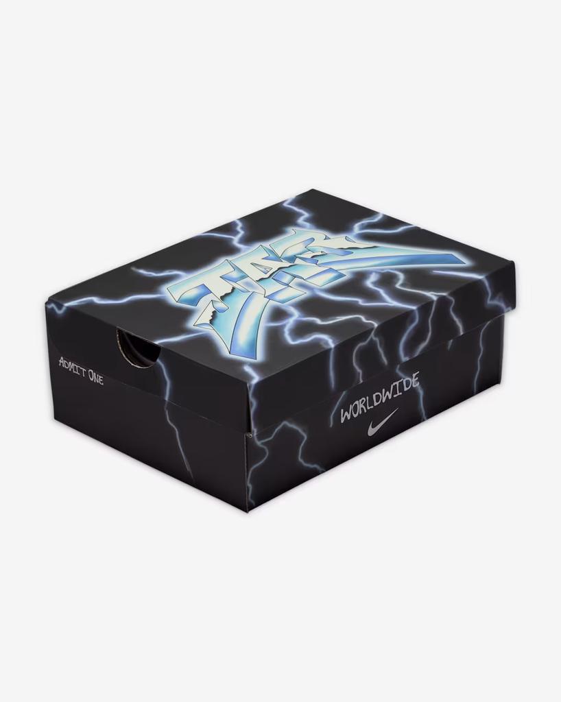 IM8692-100 Nike GS 3 Snowed In