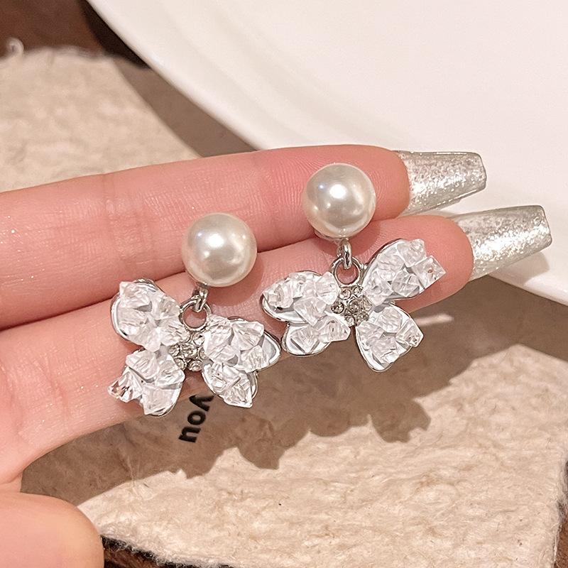 S925 Silver Needle Small Fresh Versatile Flower Stud Earrings Women's Light Luxury Niche Premium Pearl Earrings