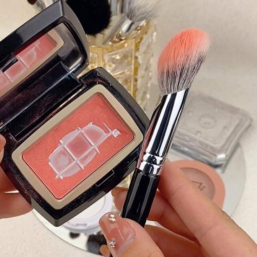 1 Stück Abgeschrägter Rougepinsel Ziegenhaar Verblendung Wangen Rouge Make-up Werkzeug, Foundation Pinsel, Concealer Pinsel, Konturpinsel, Bronzer Pinsel, Puderpinsel