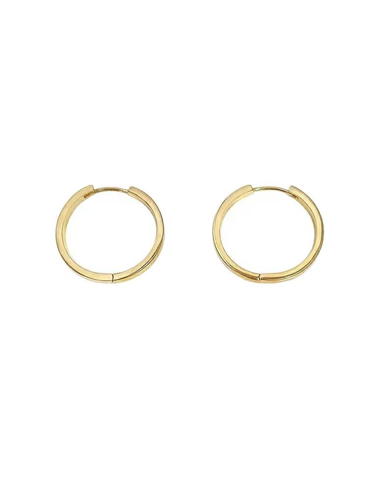 Kolczyki w kształcie kółek w stylu retro europejskim i amerykańskim: Eleganckie, proste, luksusowe kolczyki typu hoop dla kobiet