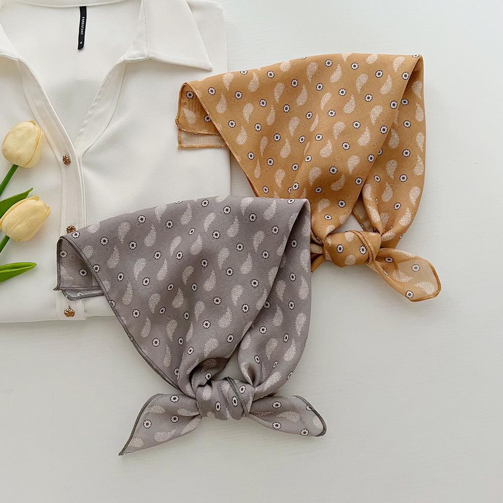 Spring and summer literary and retro cashew nut floral cotton and linen small square scarf, women use versatile neck scarf to tie hair silk scarf