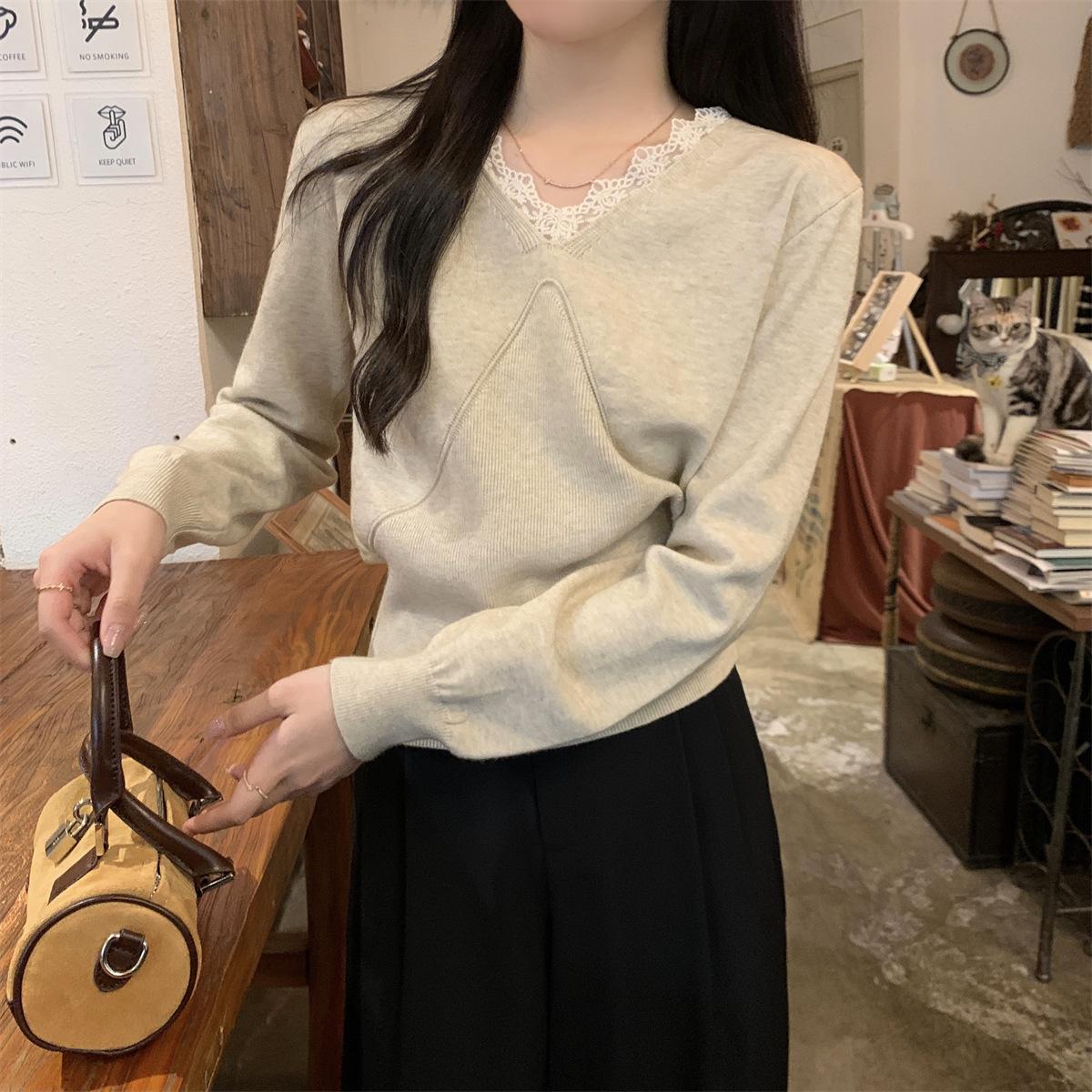 

Gentle wind V-neck lace knitted sweater women s autumn season chic cardigan small man one size fits all абрикосовий