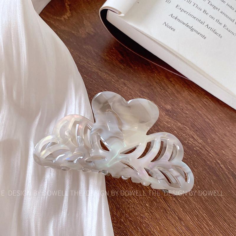 Chic And Stylish Acetate Hair Claw Clip Featuring Delicate Floral Designs For Women