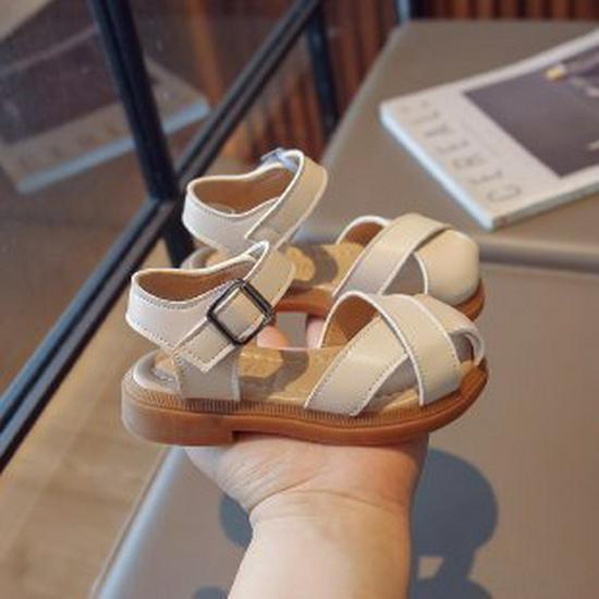 

2024 Летние сандалии для девочек с закрытым носком: Модные туфли принцессы для маленьких девочек, мягкая подошва для малышей в повседневном стиле Size 23: 14.5cm грязно-белый