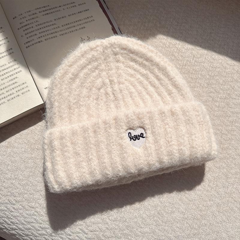 Autumn and winter thickened warm ear protection versatile big head circumference knitted cold hat girl