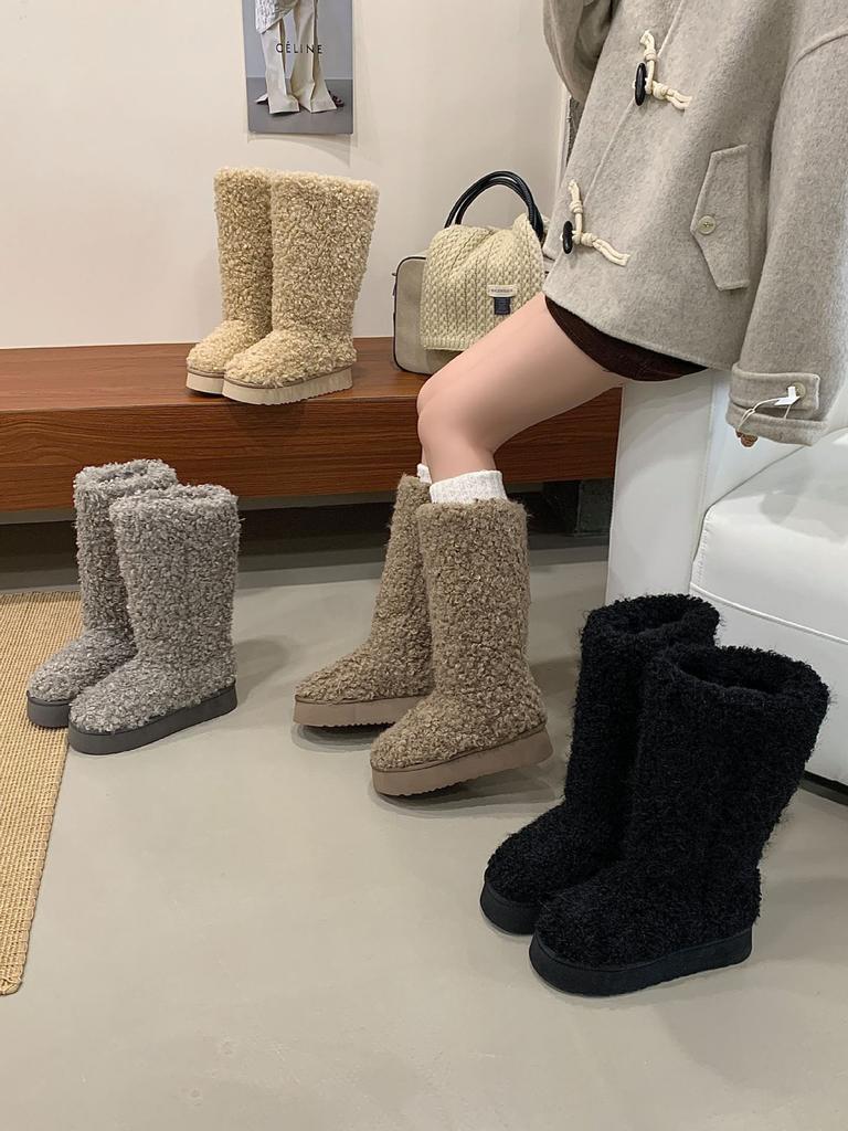 2025 Autumn and Winter New Tall Lamb Wool Thin Commuting Thick-soled Warm Women's Boots