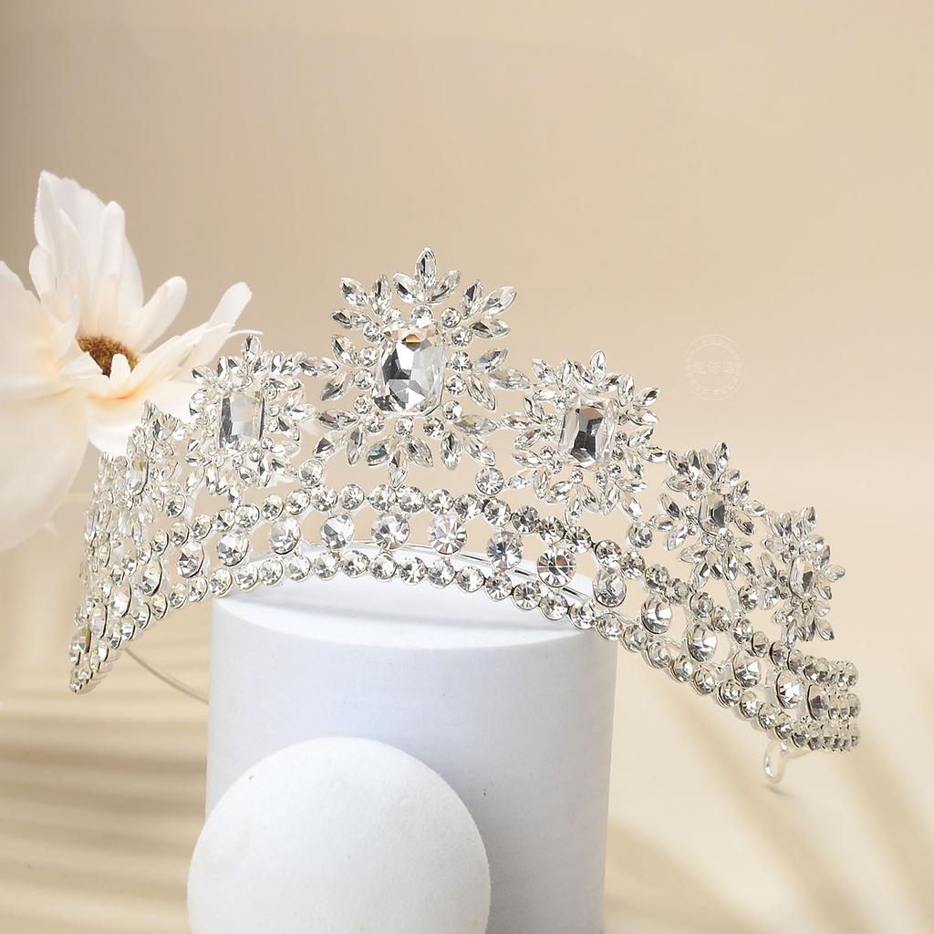 Palace alloy rhinestone glass snowflake decoration suitable for ladies wedding banquet hair accessories crown