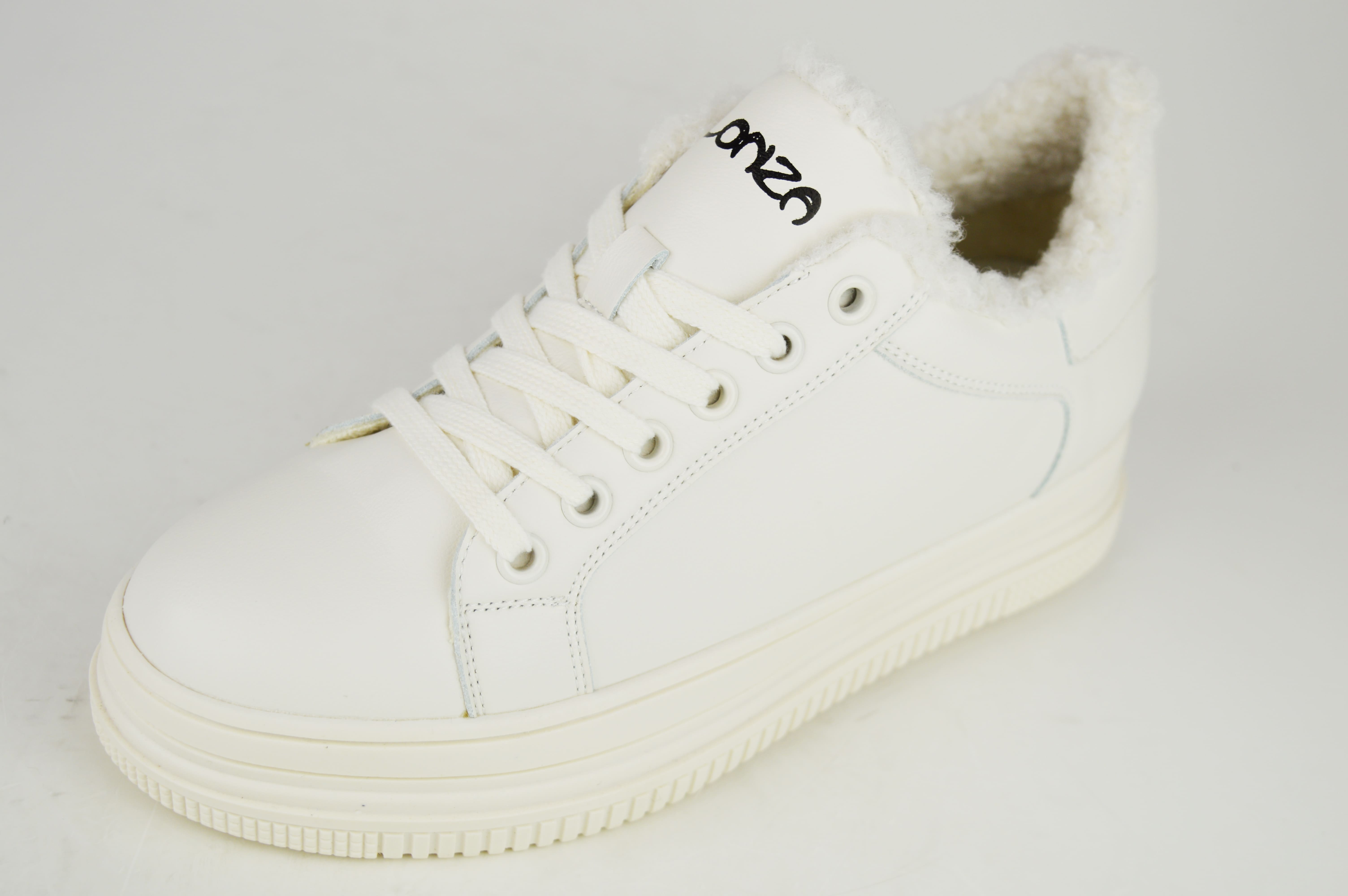 

Кросівки на байка Lonza 21001 36 Чорний Шкіра 39 молоко, білий колір