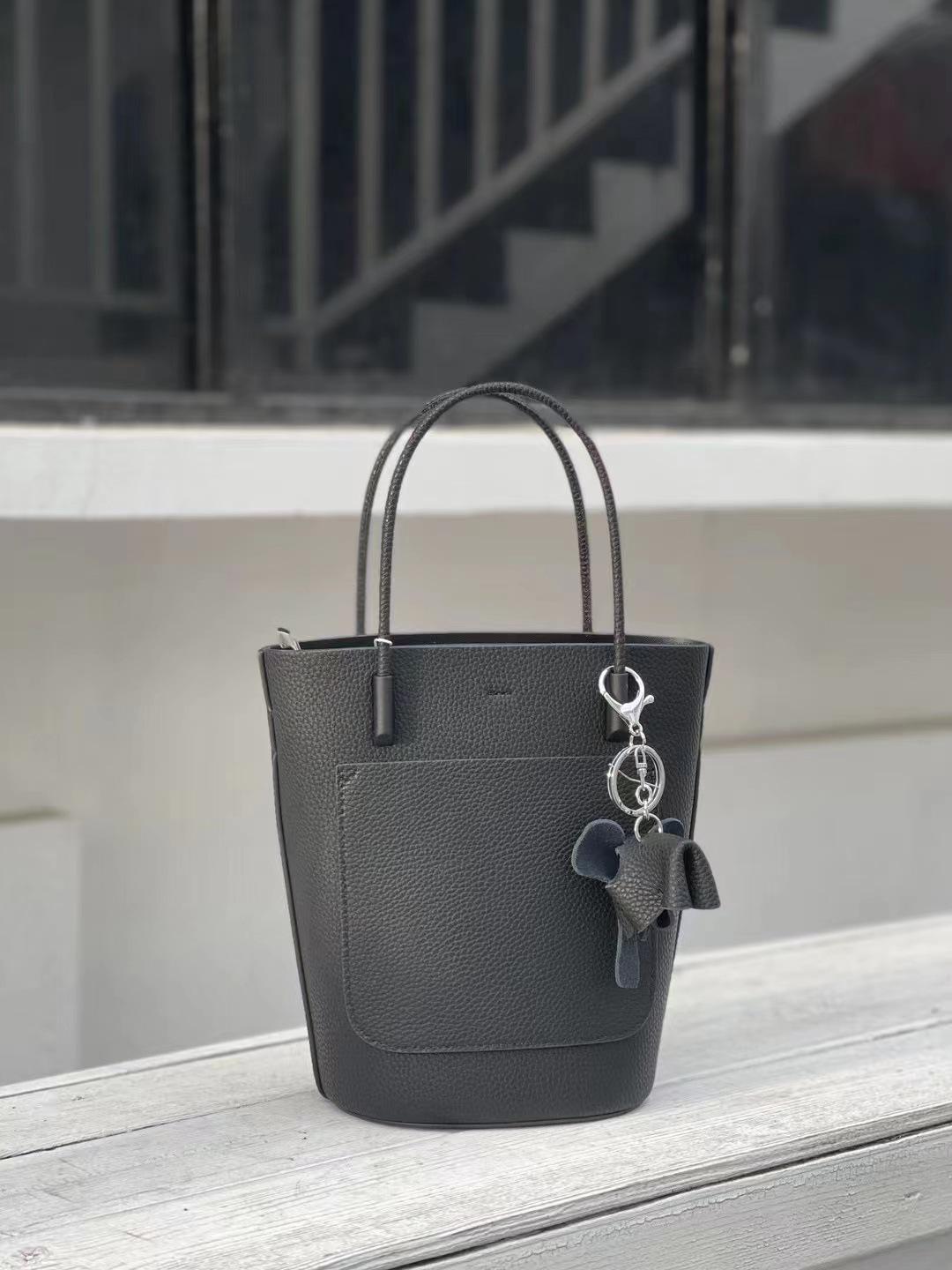 

Изысканная сумка-ведро из натуральной кожи - высококачественная, вместительная, универсальная маленькая сумка через плечо для лета