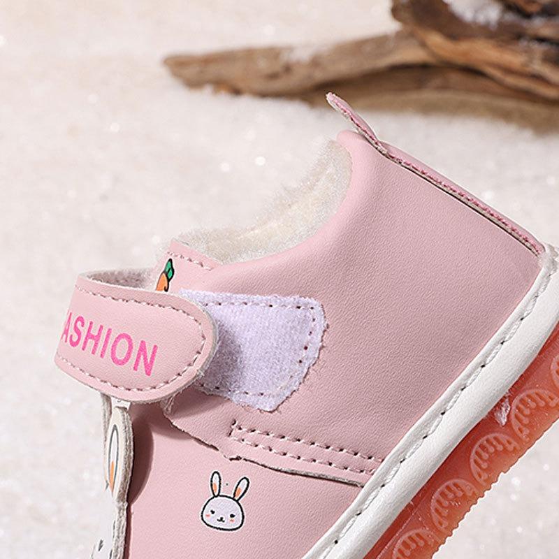 Winter Fleece-Lined Baby Girl Shoes, Toddler Princess Shoes, Soft-Soled Infant Walking Shoes, 0-1 to 2 Years Old Leather Squeaky Shoes.