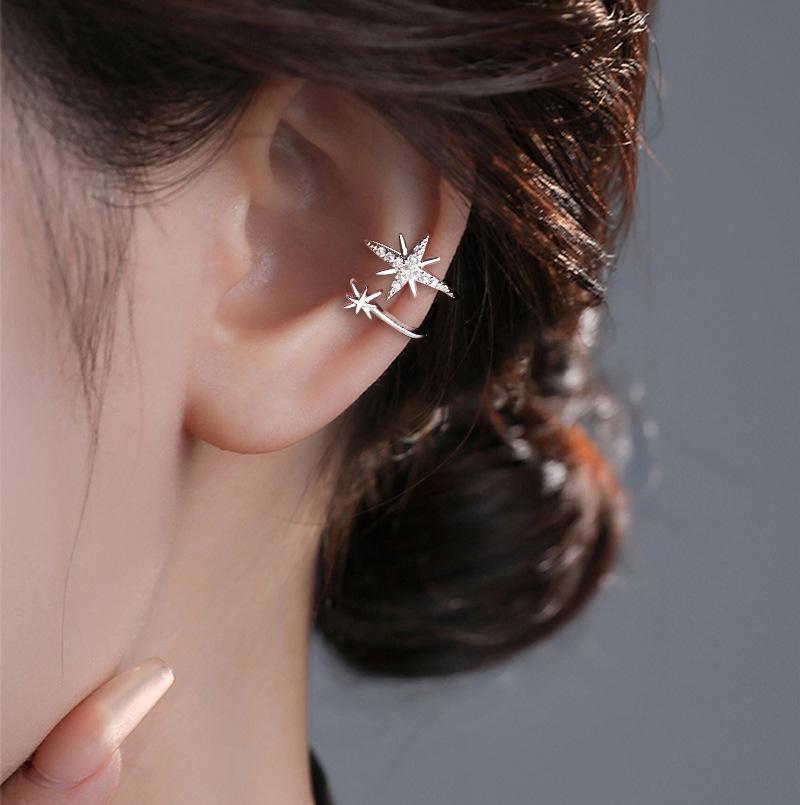 Asymmetrical Rhinestone Star Ear Cuff – No Piercing Required, Trendy Korean Style.