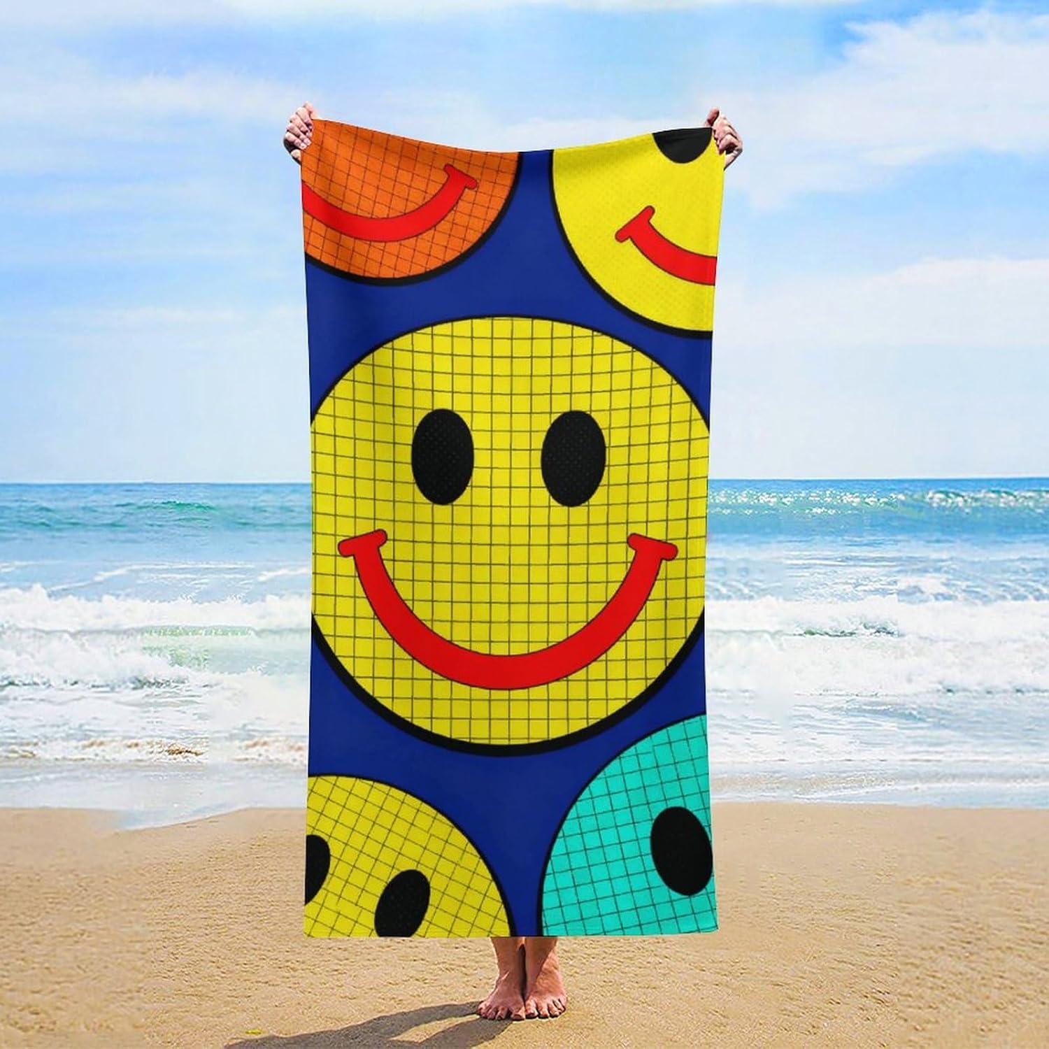 Lampada White Plaid Happy Face Pattern Beach Towel Oversized Absorbent Towels Quick Dry Pool Towel Lightweight Bath Towels Sandproof Beach