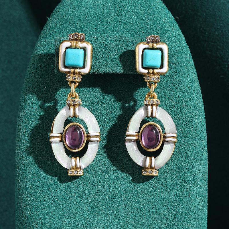 Yong Nuo Vintage Retro Jewelry: High-End, Colorfast Antique Earrings