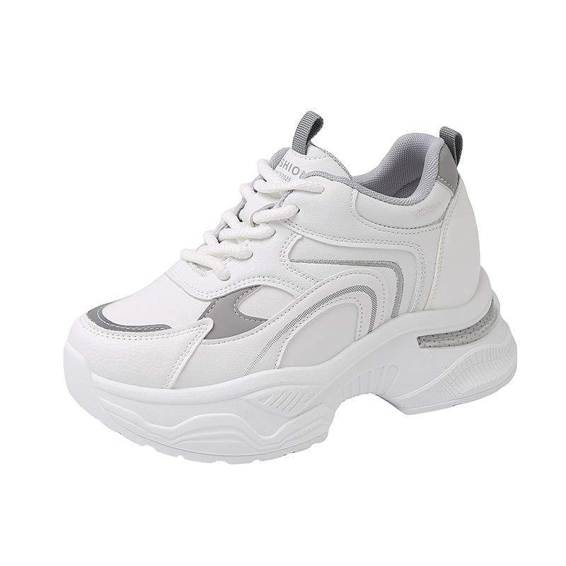 Inner Height Increase Dad Shoes Women's 2025 New Autumn and Winter Versatile Thick Sole Height Increase Versatile Foot Small Casual Sports Shoes Women