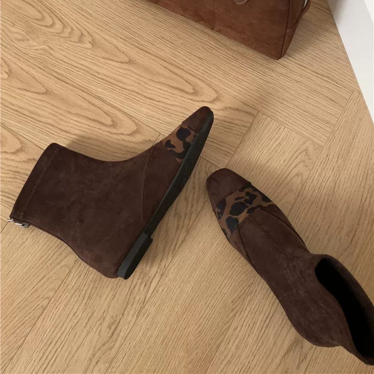 Women's Square-Toe Soft-Sole Ankle Boots 2025 - Fashionable, Slim, Niche Design for Autumn/Winter Trending Martin Style.