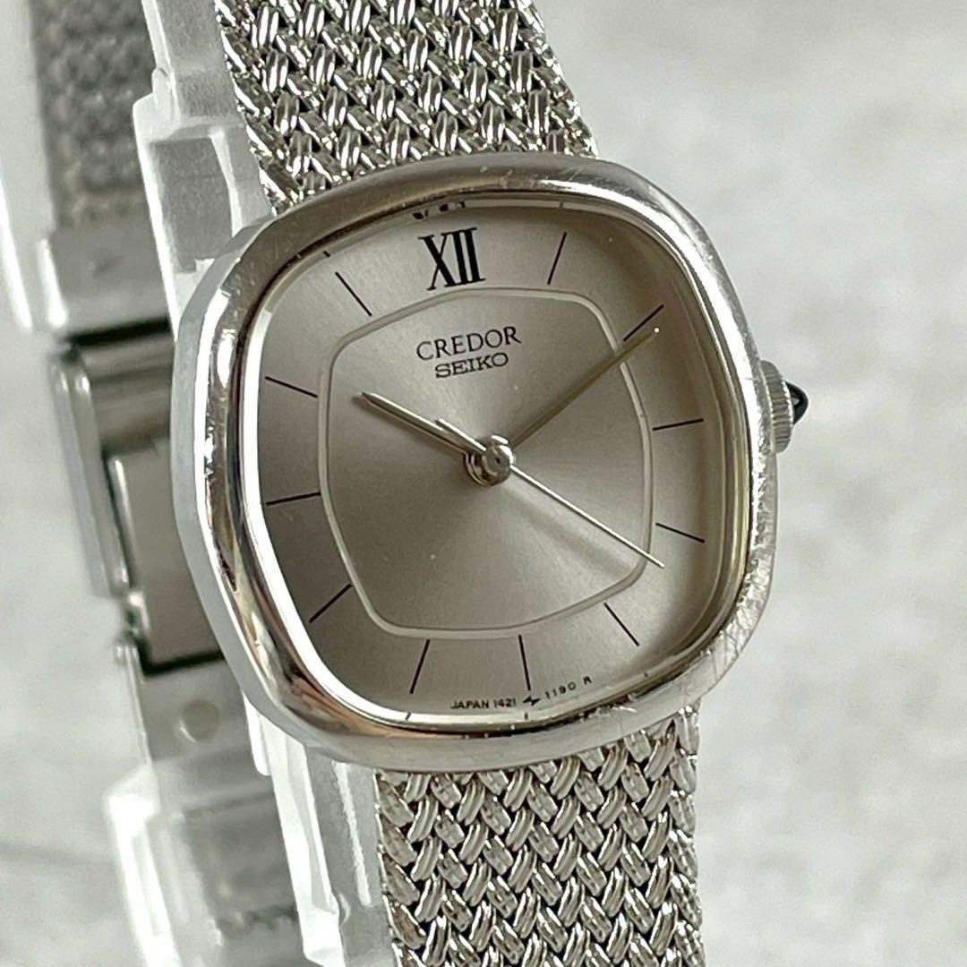 

[Б/У] Рабочие/Экстремальные Кварцевые Часы Seiko Credor с Серебристым Циферблатом