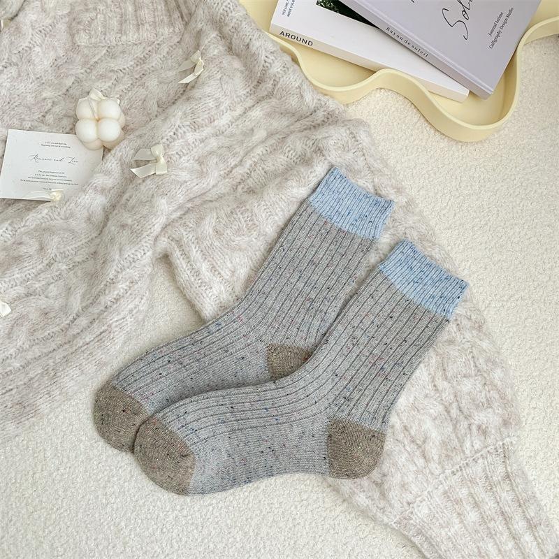 Herbst- und Winter Dicke Garnsocken für Kinder, Farbblock-Punktgarn Kaschmir Verdickt Warme Wolle Mittelwaden-Frotteesocken