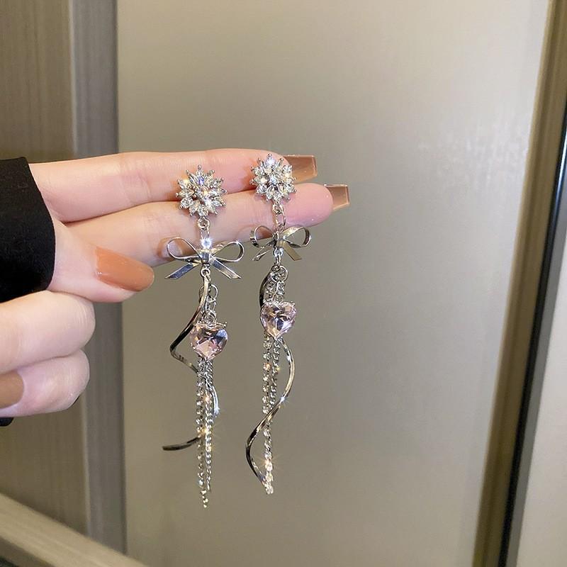 Zircon Pearl Pentagram Fringed Earrings Fashion Light Luxury High-end Stud Earrings Elegant Temperament Earrings