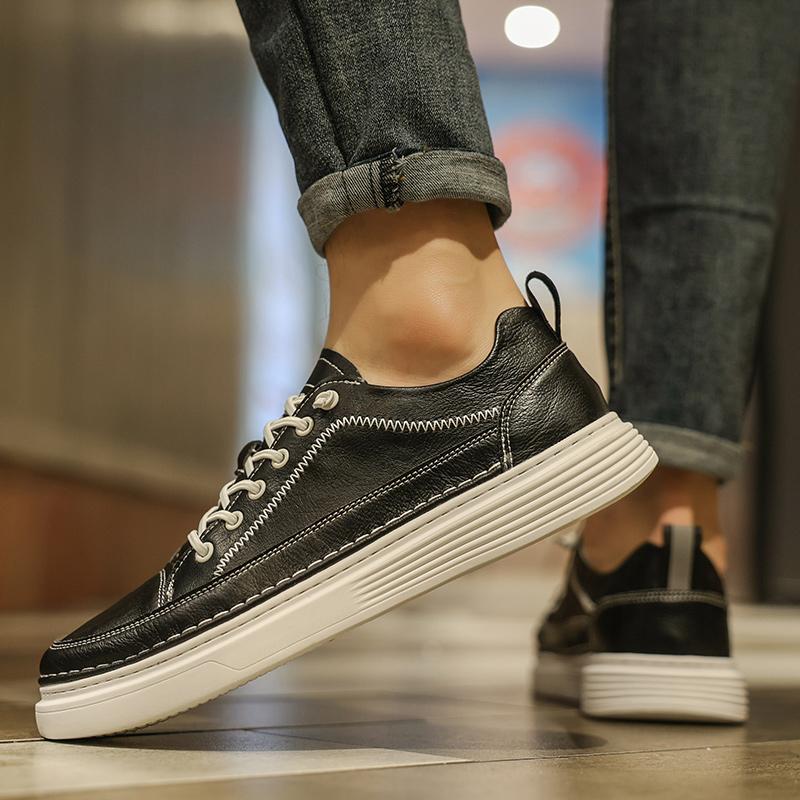 Fashionable men's small white shoes Trend outdoor leisure styles Youth outdoor sports walking men's Classic Black Lace up shoes