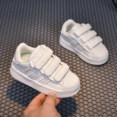 Unisex – Adidaşi