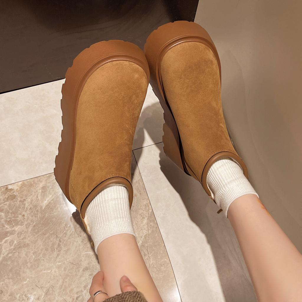 Módní muffinové platformové boty krátké kozačky dámské podzim a zima 2025 nové krátké holenní neformální sametové Martin sněhule dámské