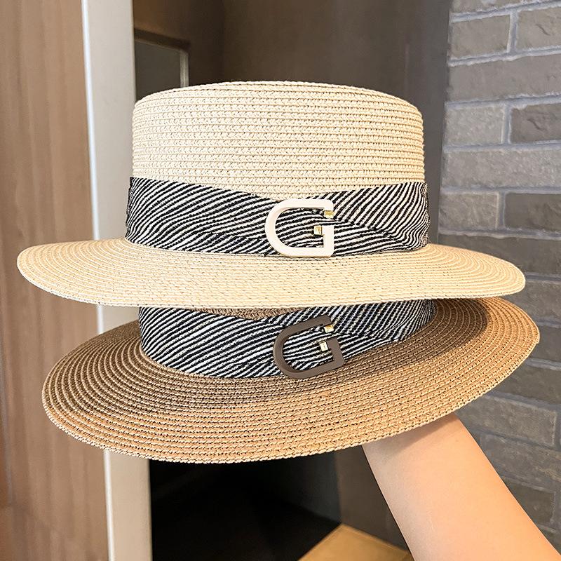 Summer metal letter label webbing straw hat women's face small fashion new sunshade sunscreen flat top top hat