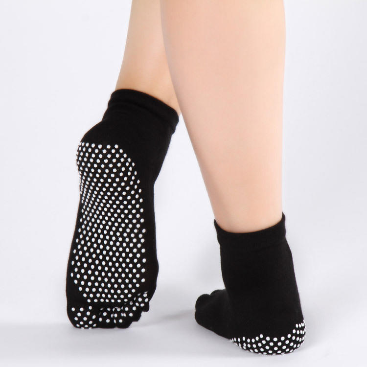 

Open-Toed Yoga Socks Without Back, Women S Professional Non-Slip Five-Finger Socks Are Customized For Export. One Size