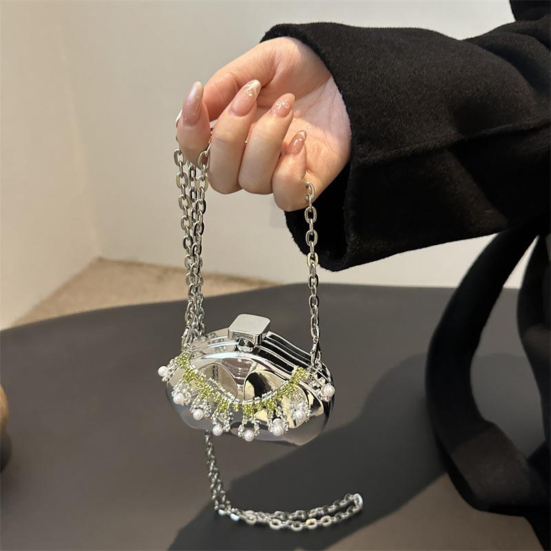 Dinner bag for women Metal mini rhinestone tassel shoulder bag women's chain crossbody chain box gold evening bag