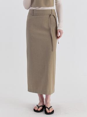Leusejiem Classic Strap Slit Long Skirt - Beige