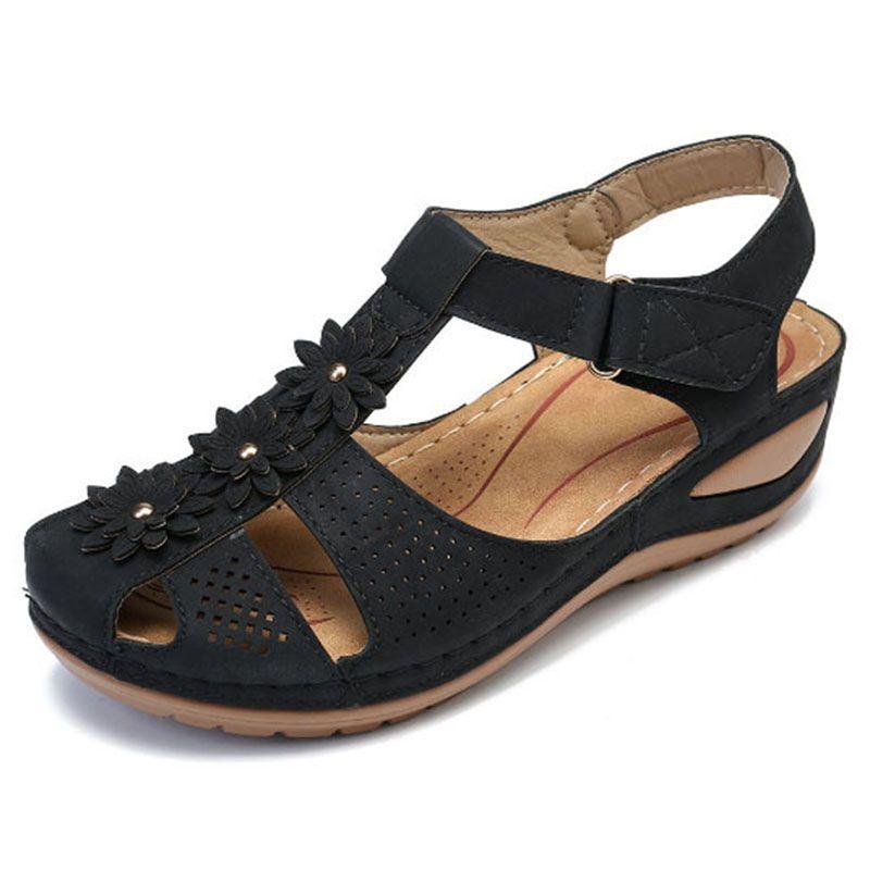 Women's Round Toe Wedge Heel Sandals Stylish Closed Toe Design With Non-slip Feature