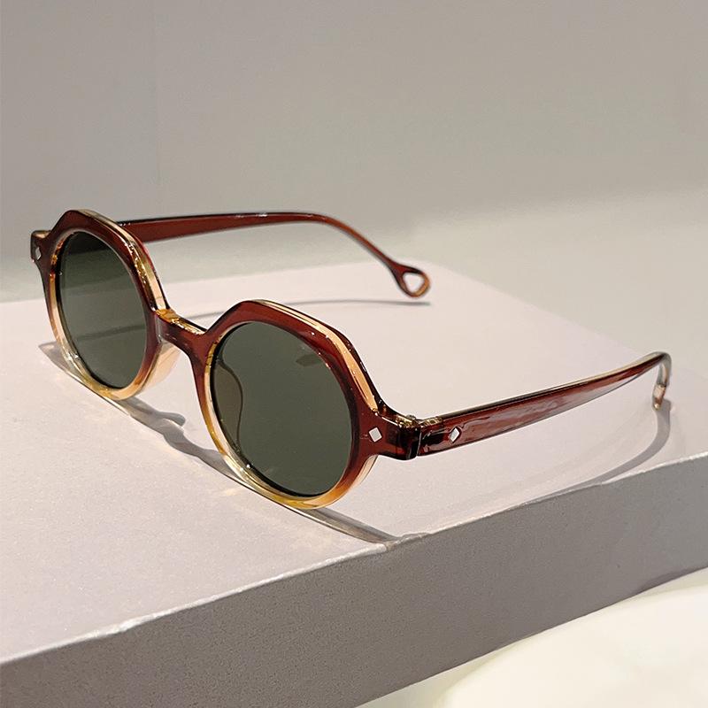 Rivet Polygon Vintage Sunglasses Women For Men Luxury Brand Designer Round Sun Glasses Punk Popular Hip Hop Eyeglasses Uv400