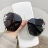 Women's Sunglasses Luxury Brand Designer Vintage Rimless Rhinestone Sunglasses Gradient Sun Glasses for Women Fashion 2024