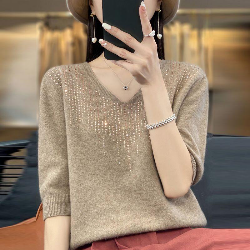 

V-neck Knitted Sweater for Women Casual Three-quarter Sleeve Sweater for Women Loose Large-sized Short Top for Spring and Autumn Pullover 2XL