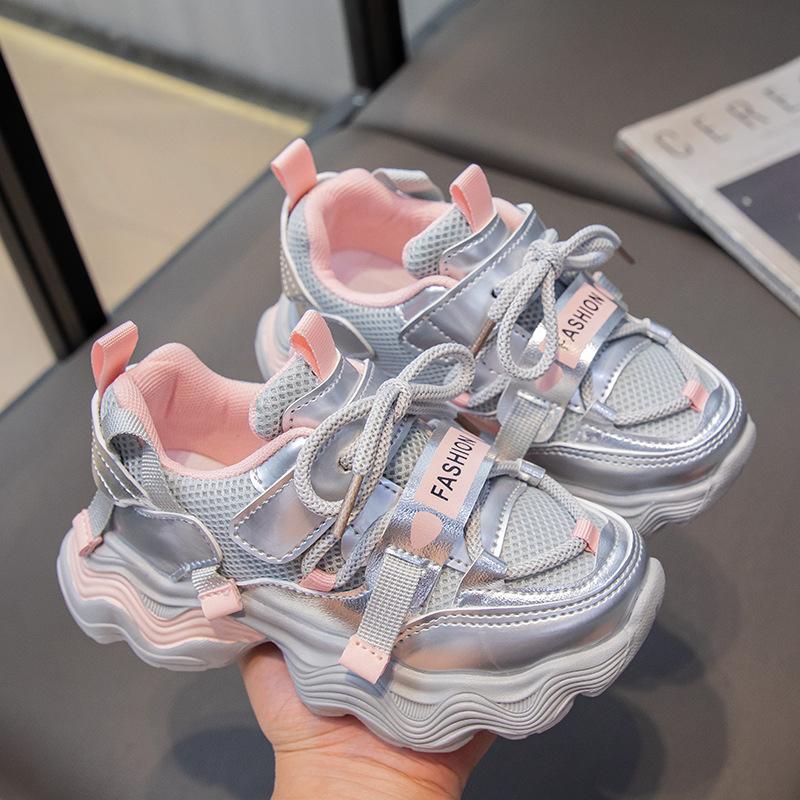 

Girls shoes dad shoes summer 2025 new children s mesh breathable sports shoes medium and older children s girls running shoes 26