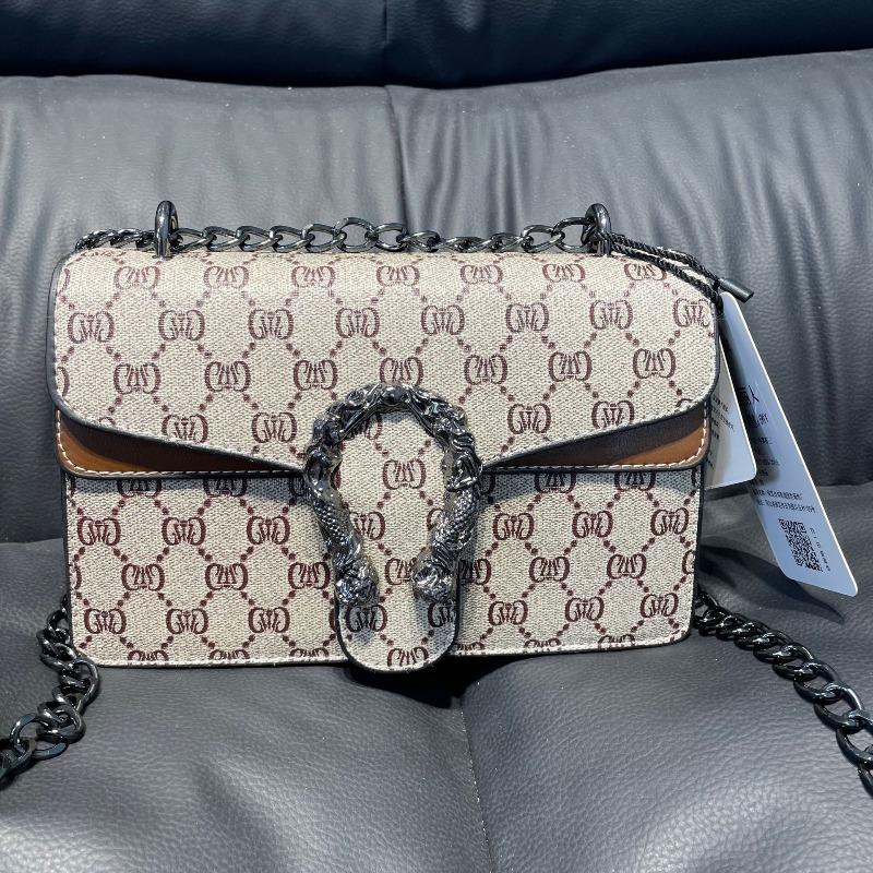 

Chain Bag New Retro Printed Shoulder Crossbody Armpit Bag Fashion Bacchus Small Square Bag коричневий