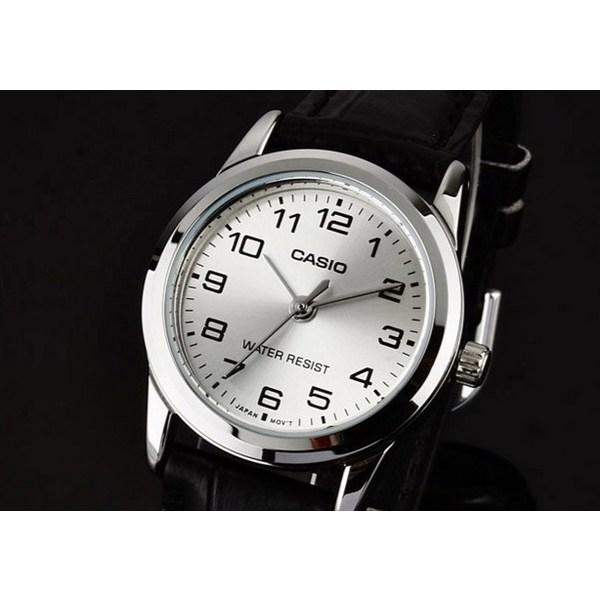 Casio Women's Leather Fashion Formal Electronic Wristwatch LTP-V001L-7B