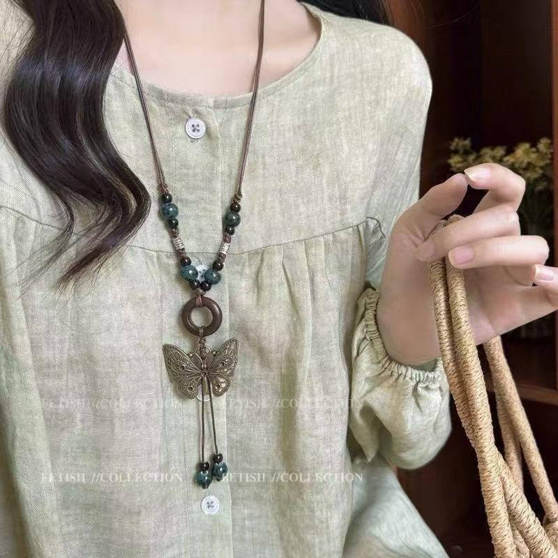 Retro Autumn and Winter Long Necklace Women's High-end Sweater Chain Niche Design Accessories