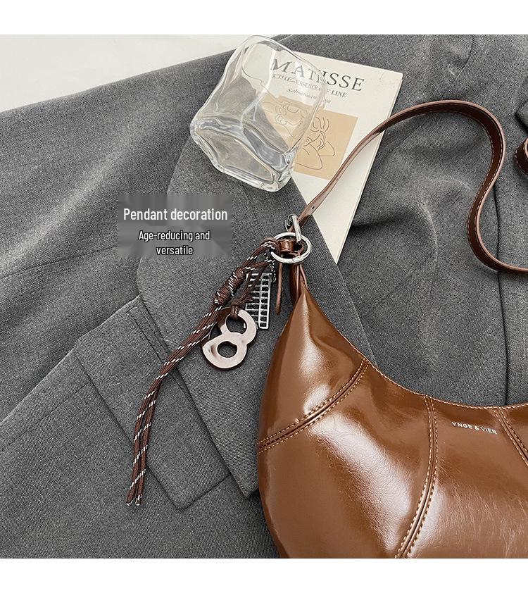 Autumn/Winter 2025 Minimalist Large Capacity Shoulder Bag - Casual Crossbody Dumpling Design