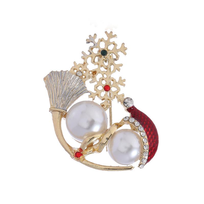 Charming Snowman Brooch - Elegant Women's Sweater Accessory, Unique Gift for New Year.