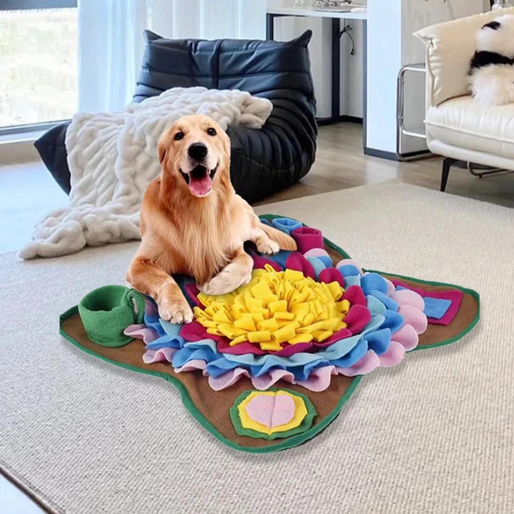 Pet Snuffle Feeding Mat Fun Pet Plush Toy Foraging Dog Squeaky Toy Cute Puppy Toys Bear Shape Dog Cat Play Toy Nose Training Pad