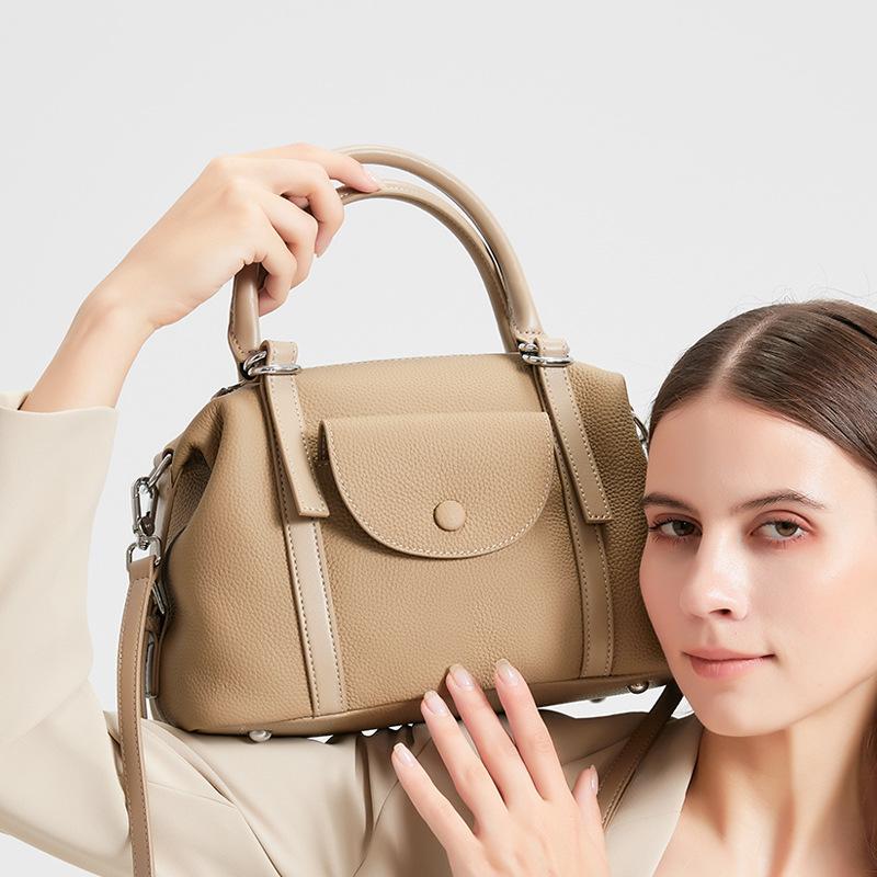Women's Bag New Single Shoulder Bag 2025 New Retro Elegant Commuter Handbag Versatile High-end Crossbody Bag for Women